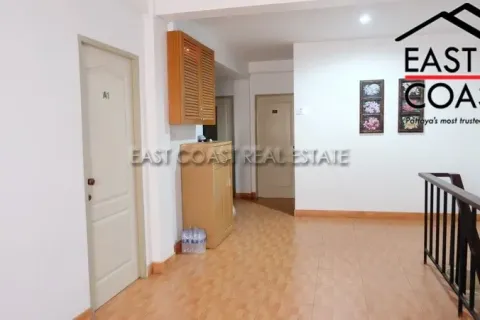 Casa de 9 dormitorios en Pattaya, Tailandia № 213522 - foto 15