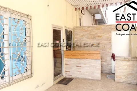 Casa de 9 dormitorios en Pattaya, Tailandia № 213522 - foto 18