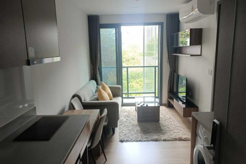 Studio dans le Condo à Watthana, Bangkok, Thaïlande № 161894 - photo 2