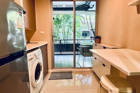 Студия в кондо в Клонг Тоэй, Бангкок, Таиланд № 161889 - фото 11