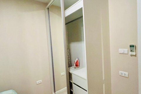 Студия в кондо в Клонг Тоэй, Бангкок, Таиланд № 161889 - фото 9