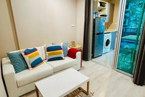 Студия в кондо в Клонг Тоэй, Бангкок, Таиланд № 161889 - фото 2