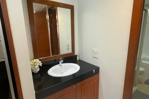 Студия в кондо в Клонг Тоэй, Бангкок, Таиланд № 161891 - фото 12