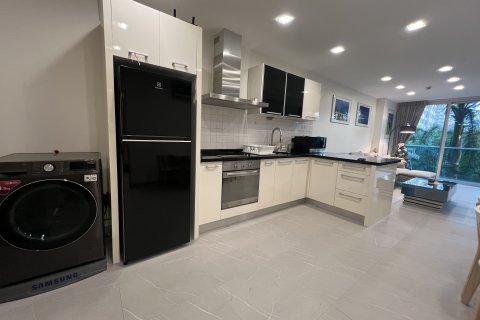 Apartment in Pattaya, Thailand 2 bedrooms № 148452 - photo 2