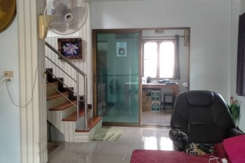 Maison à Khlong Sam Wa, Bangkok, Thaïlande 3 chambres № 138421 - photo 13