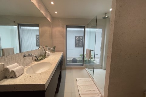 Condo à Kathu, Thaïlande, 2 chambres  № 152965 - photo 10