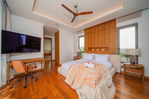 Villa in Phuket, Thailand 3 bedrooms № 152960 - photo 18