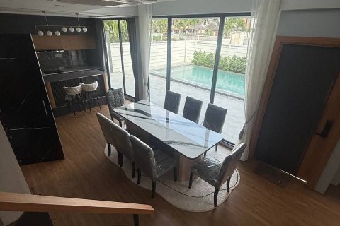 Вилла в Паттайе, Таиланд с 3 спальнями  № 152963 - фото 6