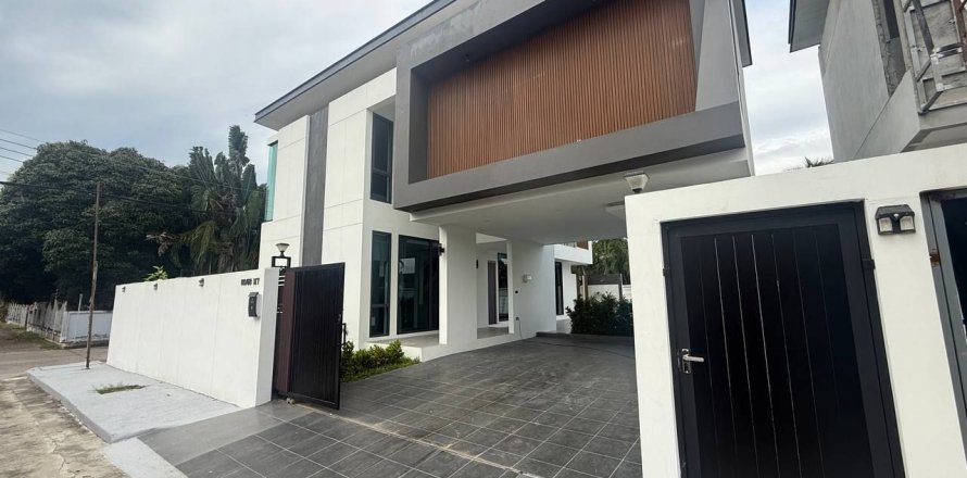 Вилла в Паттайе, Таиланд с 3 спальнями  № 152963