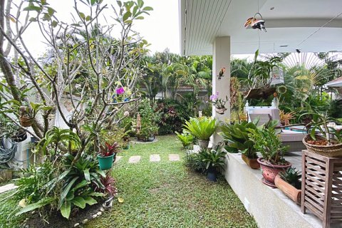 Villa in Hua Hin, Thailand 3 bedrooms № 168737 - photo 6