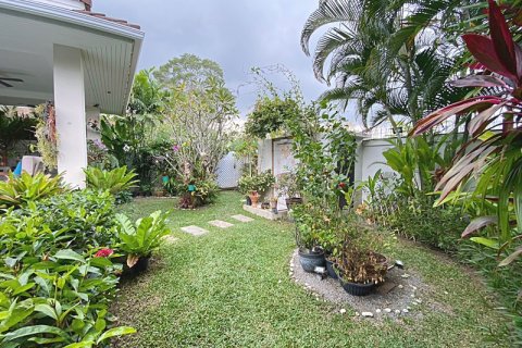 Villa in Hua Hin, Thailand 3 bedrooms № 168737 - photo 3