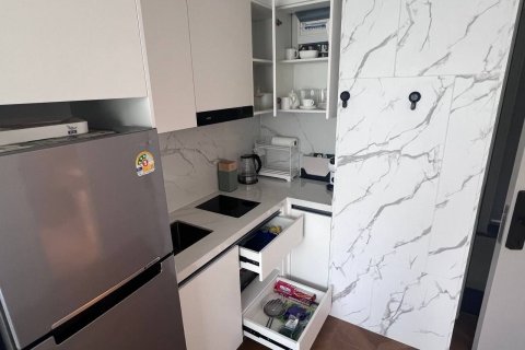 Condo in Phuket, Thailand, 2 bedrooms  № 135686 - photo 9