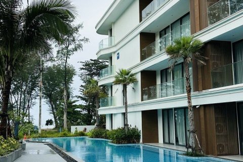 Condo in Phuket, Thailand, 2 bedrooms  № 135686 - photo 14
