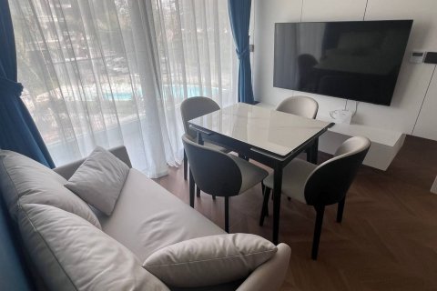 Condo in Phuket, Thailand, 2 bedrooms  № 135686 - photo 2