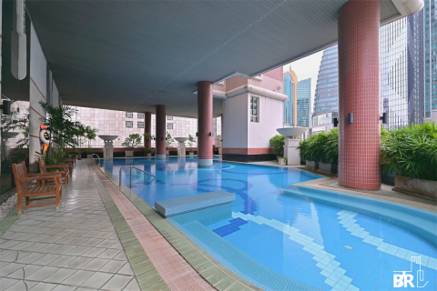 Condo in Bangkok, Thailand, 3 bedrooms  № 185250 - photo 4