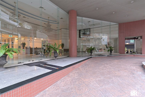 Condo in Bangkok, Thailand, 3 bedrooms  № 185250 - photo 5