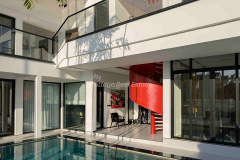 House on Jomtien Beach, Pattaya, Thailand 8 bedrooms № 158754 - photo 19