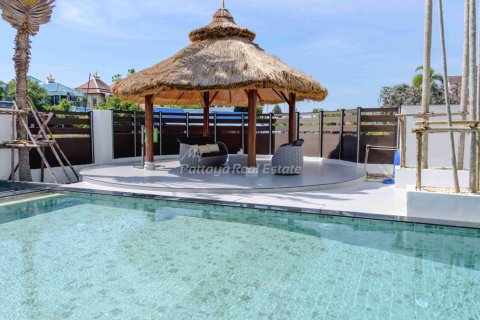 House on Jomtien Beach, Pattaya, Thailand 8 bedrooms № 158754 - photo 6