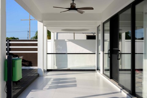 House on Jomtien Beach, Pattaya, Thailand 8 bedrooms № 158754 - photo 28