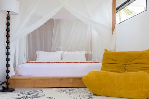 House on Jomtien Beach, Pattaya, Thailand 8 bedrooms № 158754 - photo 15