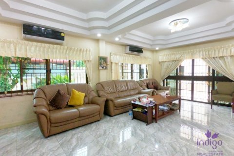 House in Chiang Mai, Thailand 5 bedrooms № 120402 - photo 3