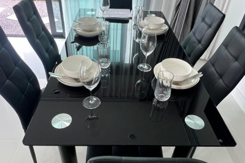 House in Phuket, Thailand 3 bedrooms № 136977 - photo 5