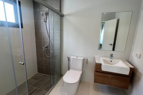 House in Phuket, Thailand 3 bedrooms № 136977 - photo 7
