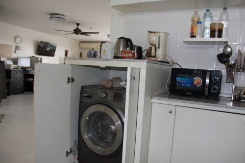 Кондоминиум с 2 спальнями в Бангкоке, Таиланд № 136973 - фото 8