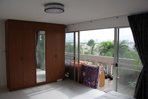 Кондоминиум с 2 спальнями в Бангкоке, Таиланд № 136973 - фото 11