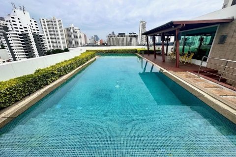 Condo à Watthana, Bangkok, Thaïlande, 2 chambres  № 136976 - photo 15