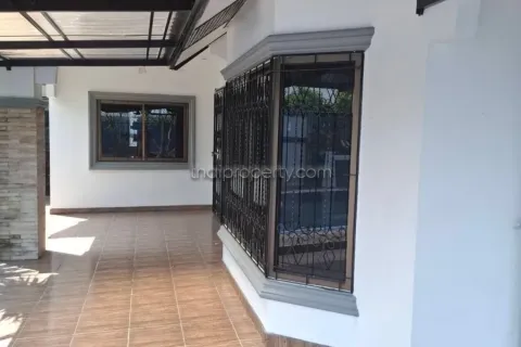 Casa de 3 dormitorios en Pattaya, Tailandia № 213326 - foto 9