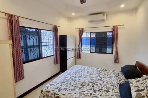 Casa de 3 dormitorios en Pattaya, Tailandia № 213326 - foto 15