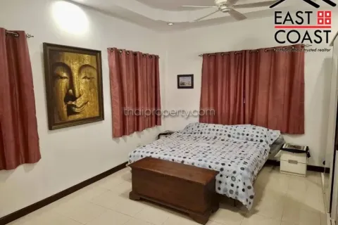 Casa de 3 dormitorios en Pattaya, Tailandia № 213326 - foto 13