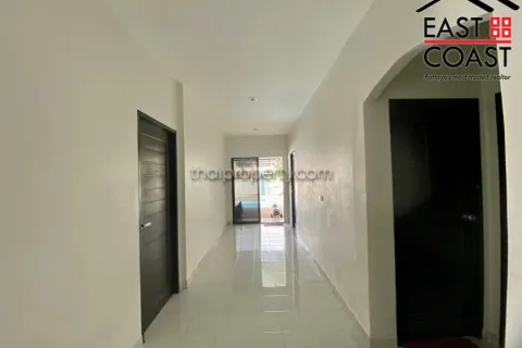 Casa de 3 dormitorios en Pattaya, Tailandia № 213327 - foto 7