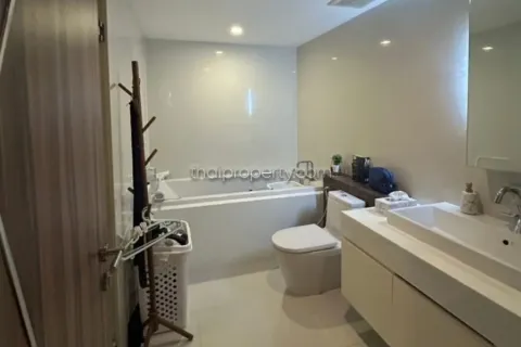 Condominio de 2 dormitorios en Pattaya, Tailandia № 213329 - foto 17