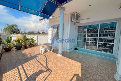 Casa de 2 dormitorios en Pattaya, Tailandia № 209423 - foto 2