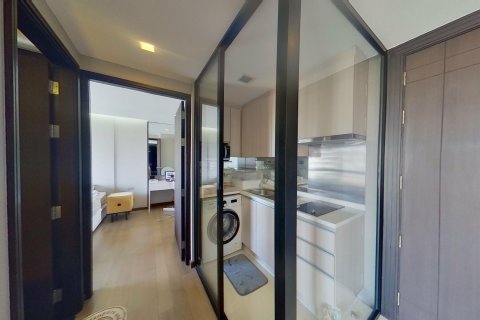 Studio in the Condo in Watthana, Bangkok, Thailand  № 158323 - photo 4