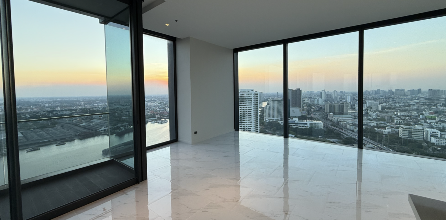 Condo in Bang Kho Laem, Bangkok, Thailand, 4 bedrooms  № 158321