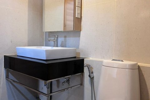 Studio in the Condo in Watthana, Bangkok, Thailand  № 158318 - photo 6