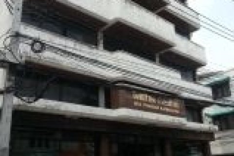 Коммерческая недвижимость в Клонг Тоэй, Бангкок, Таиланд  № 158324 - фото 2