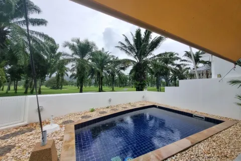 Villa in Kathu, Thailand 2 bedrooms № 173381 - photo 3