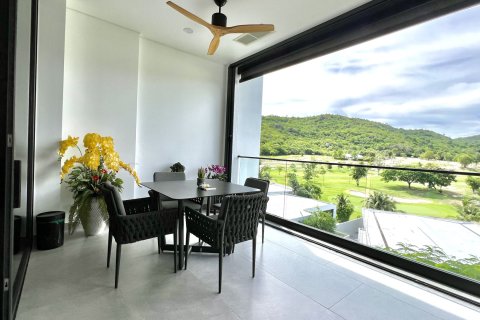 Condo in Hua Hin, Thailand, 2 bedrooms  № 173385 - photo 4