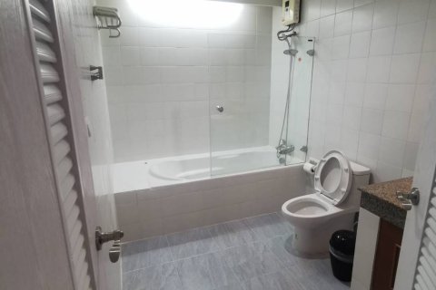 Студия в кондо в Клонг Тоэй, Бангкок, Таиланд № 162001 - фото 5