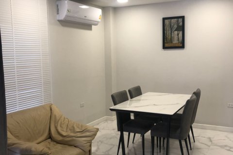 House in Watthana, Bangkok, Thailand 3 bedrooms № 162002 - photo 11