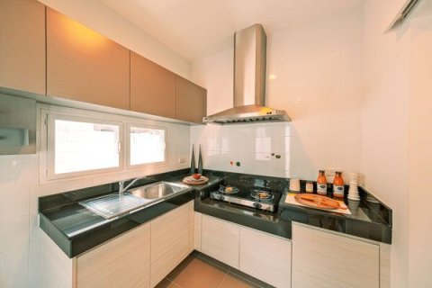 Дом в Пхукете, Таиланд с 3 спальнями  № 161998 - фото 8