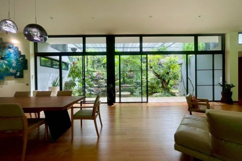 House in Mae Rim, Thailand 4 bedrooms № 141091 - photo 8