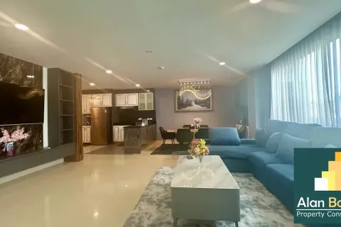 Condominio de 2 dormitorios en Pattaya, Tailandia № 210863 - foto 4