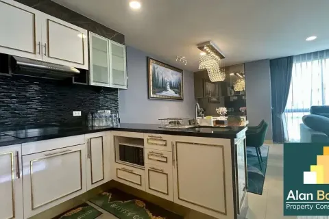Condominio de 2 dormitorios en Pattaya, Tailandia № 210863 - foto 9