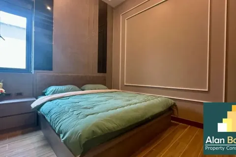 Casa de 4 dormitorios en Pattaya, Tailandia № 210864 - foto 4