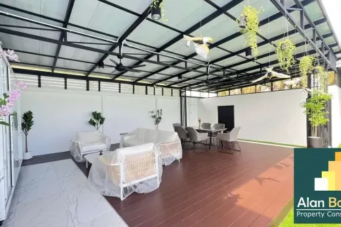 Casa de 3 dormitorios en Pattaya, Tailandia № 210861 - foto 4